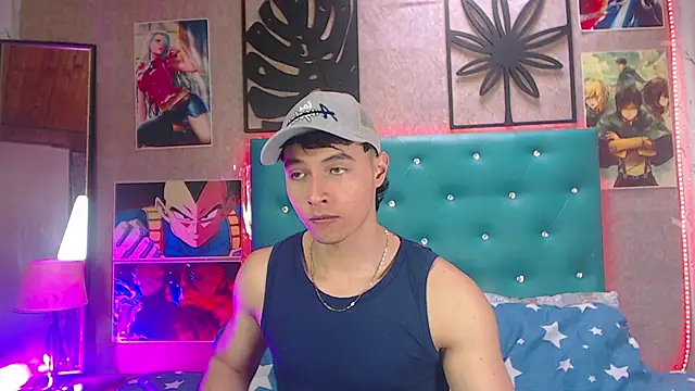 LiamAndrewzz online show from 09-17-25, 07:49