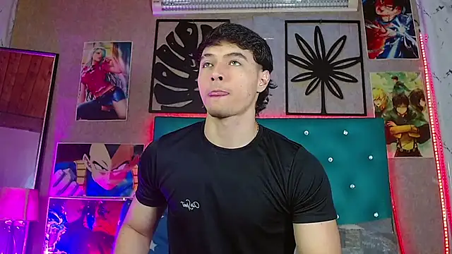 LiamAndrewzz online show from 04-12-26, 04:16