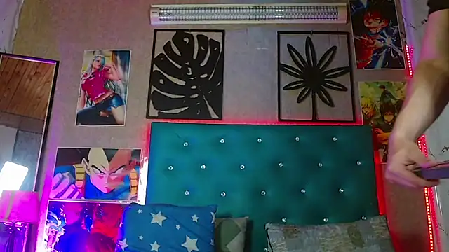 LiamAndrewzz online show from 05-15-26, 04:21