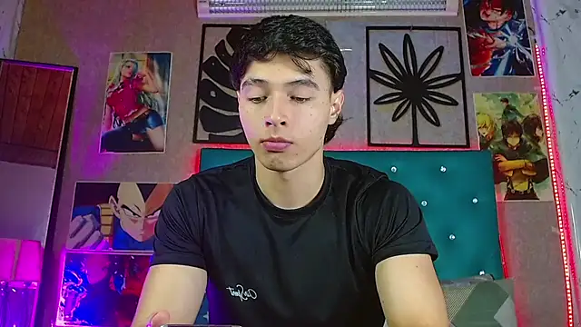 LiamAndrewzz online show from 03-23-26, 04:34