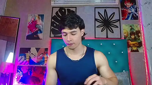 LiamAndrewzz online show from 05-17-26, 04:23