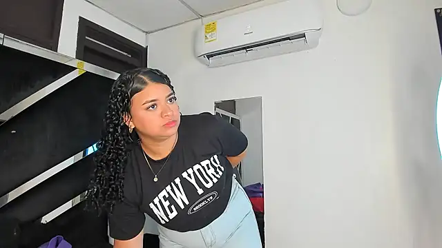 Snapshot of Rubyxht chatting on 02-25-26, 12:38 Rubyxht online show from 02-25-26, 12:38