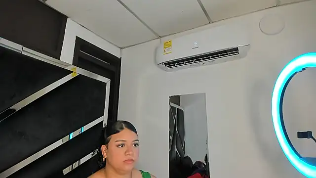 Snapshot of Rubyxht chatting on 01-16-26, 12:42 Rubyxht online show from 01-16-26, 12:42