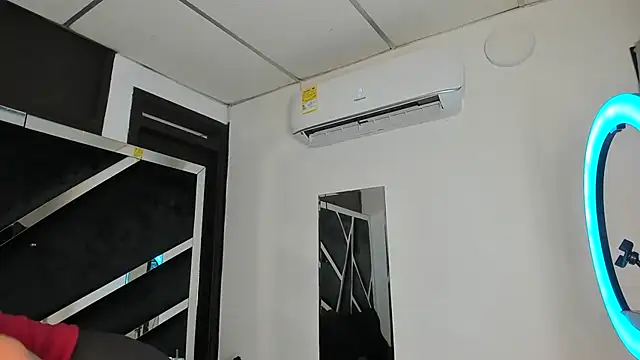 Snapshot of Rubyxht chatting on 02-20-26, 12:51 Rubyxht online show from 02-20-26, 12:51