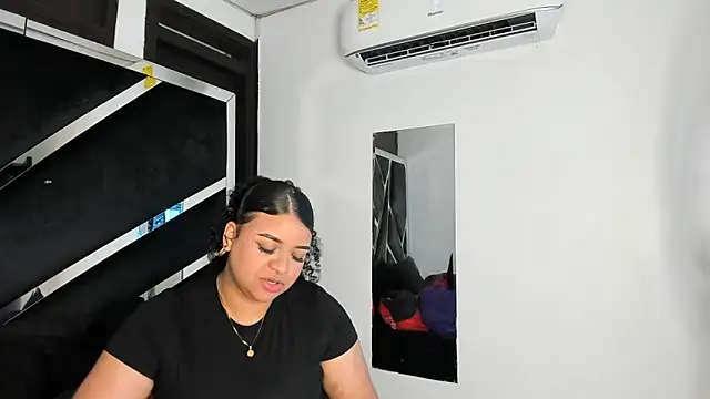 Snapshot of Rubyxht chatting on 02-26-26, 12:38 Rubyxht online show from 02-26-26, 12:38