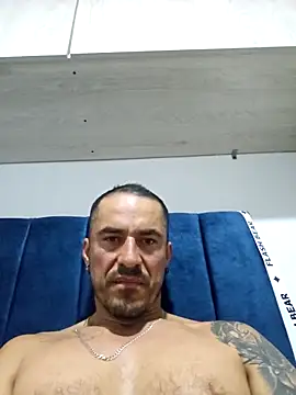 Iuver online show from 04-18-26, 12:13