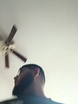 Snapshot of Bigdaddy-Marc chatting on 03-03-26, 04:30 Bigdaddy-Marc online show from 03-03-26, 04:30