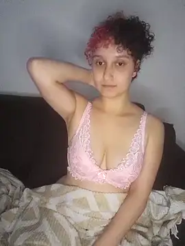 Snapshot of Lilly_Lustt chatting on 10-07-25, 10:11 Lilly Lustt online show from 10-07-25, 10:11