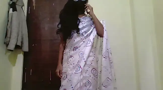Snapshot of cutee_telugu chatting on 03-14-25, 05:35 cutee telugu online show from 03-14-25, 05:35