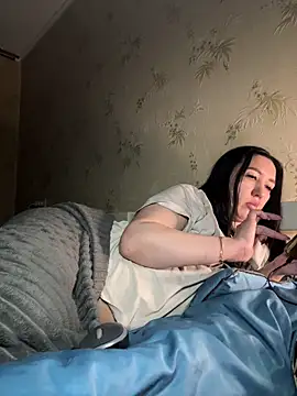 Naughtbaby 2025 online show from 11-23-25, 03:44