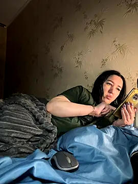 Naughtbaby 2025 online show from 11-22-25, 03:27