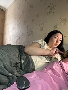 Snapshot of Naughtbaby_2025 chatting on 02-15-26, 07:51 Naughtbaby 2025 online show from 02-15-26, 07:51