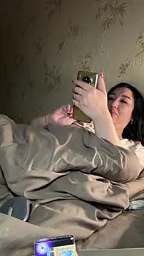 Naughtbaby 2025 online show from 03-21-26, 10:24