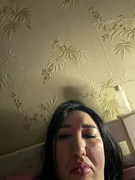 Naughtbaby 2025 online show from 04-06-26, 11:50