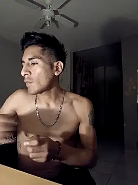 LeonRoots online show from 10-20-25, 03:52