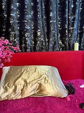 Snapshot of Siena_Amaris chatting on 01-18-26, 10:29 Siena Amaris online show from 01-18-26, 10:29