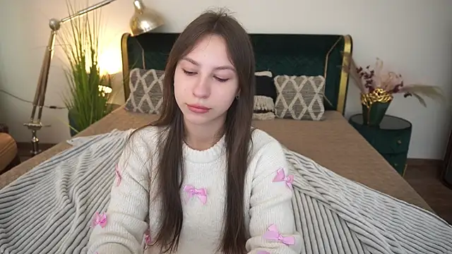 PaigePrado online show from 05-28-26, 06:10