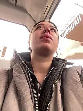 AlishaPrettyBlade online show from 04-16-26, 06:47