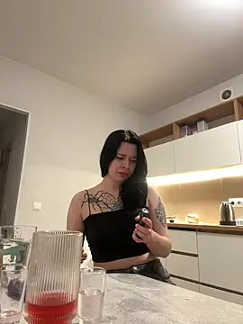 AlishaPrettyBlade online show from 03-01-26, 06:41