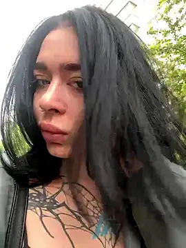 AlishaPrettyBlade online show from 06-15-26, 02:34