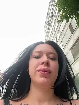 AlishaPrettyBlade online show from 06-14-26, 07:53