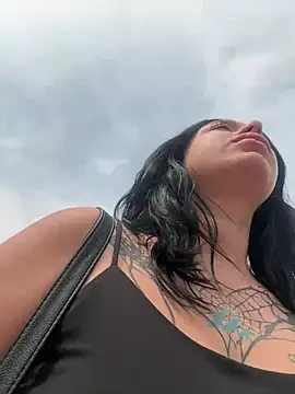 AlishaPrettyBlade online show from 07-05-26, 07:37