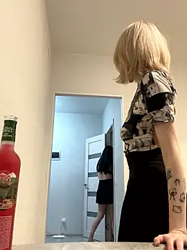 AlishaPrettyBlade online show from 01-12-26, 09:38