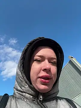 AlishaPrettyBlade online show from 02-12-26, 05:40