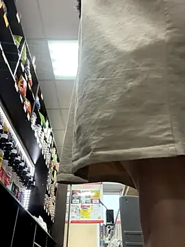 AlishaPrettyBlade online show from 10-26-25, 09:53