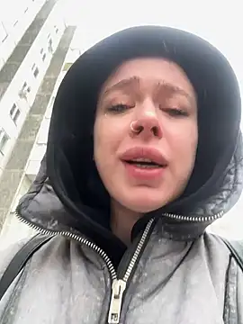 AlishaPrettyBlade online show from 03-06-26, 04:51