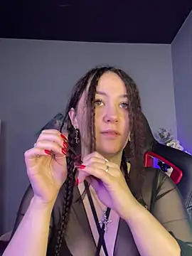 Snapshot of AshleySkott_ chatting on 03-17-25, 07:46 AshleySkott online show from 03-17-25, 07:46