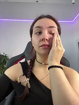 Snapshot of AshleySkott_ chatting on 10-02-25, 07:56 AshleySkott online show from 10-02-25, 07:56