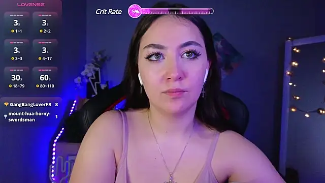 Snapshot of AshleySkott_ chatting on 03-21-25, 02:18 AshleySkott online show from 03-21-25, 02:18