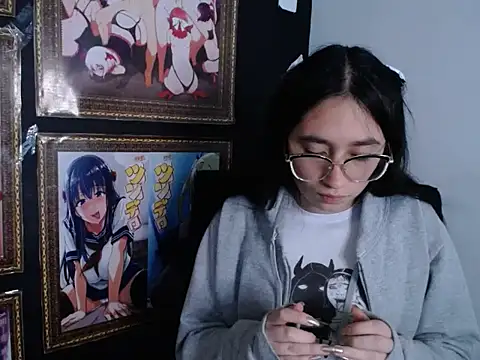 Arielle lov online show from 02-17-25, 01:22