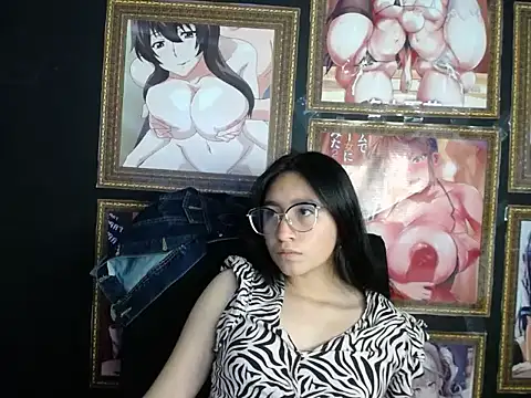 Arielle lov online show from 02-20-25, 03:08