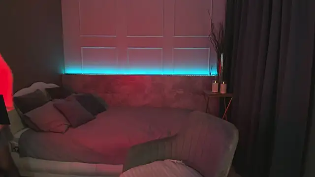Snapshot of Sandra_Kind chatting on 03-14-25, 05:59 Sandra Kind online show from 03-14-25, 05:59