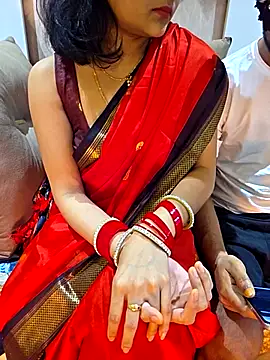 Snapshot of RealcoupleP chatting on 02-14-26, 05:13 RealcoupleP online show from 02-14-26, 05:13