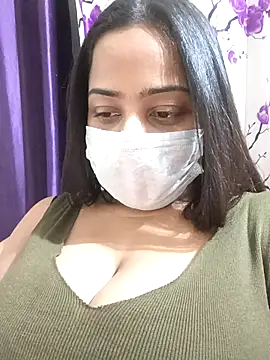 COZY ROZI online show from 10-18-25, 08:00