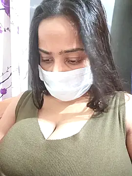 COZY ROZI online show from 10-27-25, 04:52