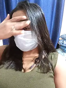 COZY ROZI online show from 10-13-25, 03:46