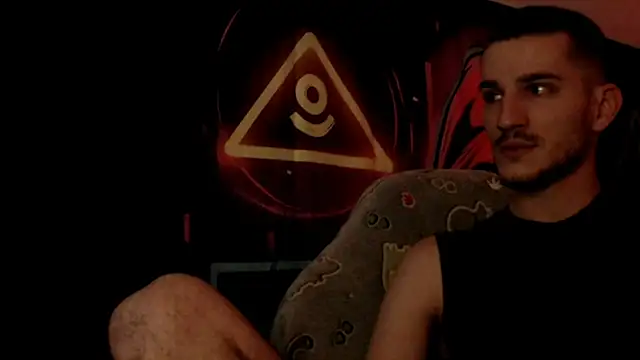 yoyoboy988 online show from 12-04-25, 11:26