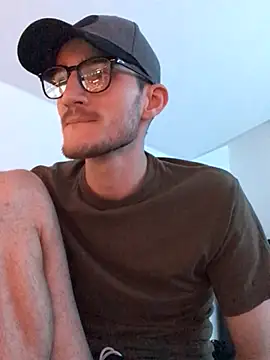 yoyoboy988 online show from 03-08-25, 07:53