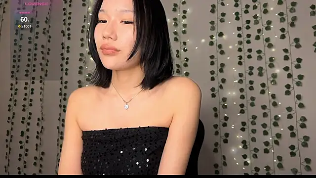 Snapshot of Asian_Vi chatting on 04-26-26, 07:44 Asian Vi online show from 04-26-26, 07:44