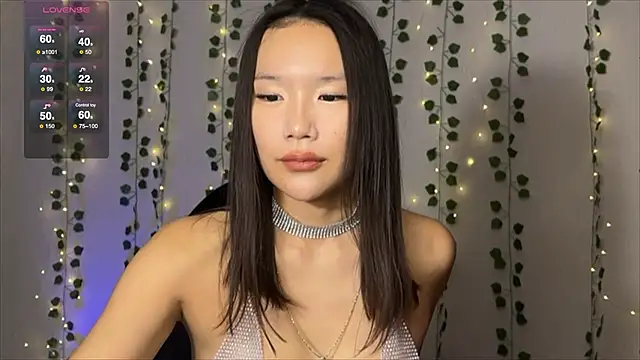 Snapshot of Asian_Vi chatting on 10-06-25, 04:19 Asian Vi online show from 10-06-25, 04:19