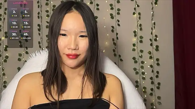 Snapshot of Asian_Vi chatting on 09-13-25, 04:51 Asian Vi online show from 09-13-25, 04:51