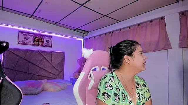 Cristal Smith20 online show from 04-07-26, 12:07