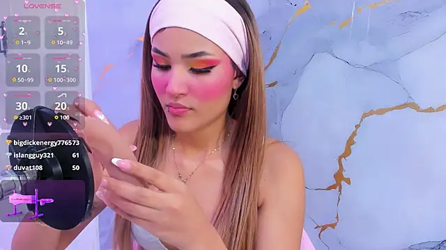 Snapshot of jess_ackerman chatting on 10-01-25, 03:22 jess ackerman online show from 10-01-25, 03:22