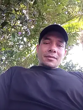 Snapshot of Mycansonhot chatting on 03-01-26, 03:45 Mycansonhot online show from 03-01-26, 03:45