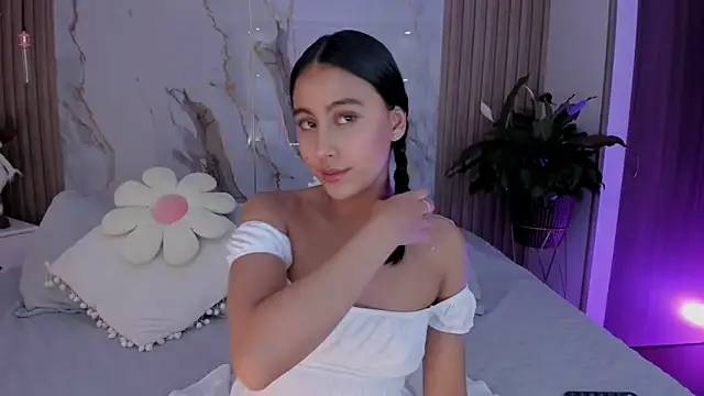 miss martiina online show from 11-26-25, 02:11