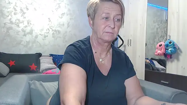 RosesandLillies online show from 03-15-26, 05:53